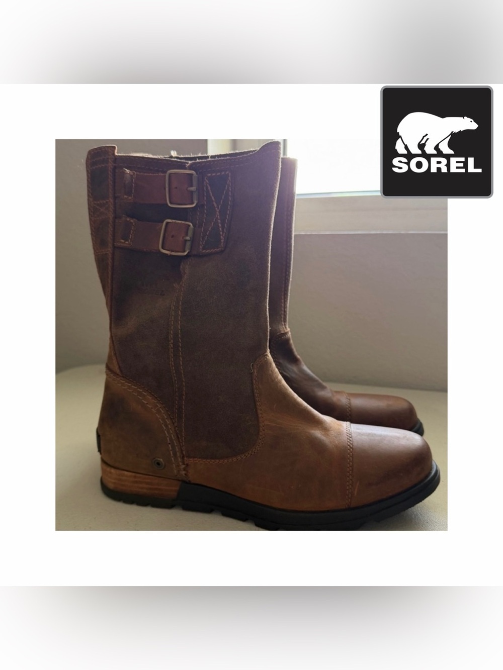 Sorel Major Pull On boots for women in a brown suede and leather design.